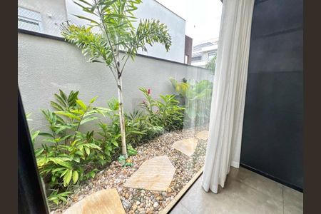 Casa à venda com 275m², 4 quartos e 4 vagas