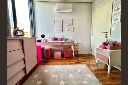 Casa à venda com 4 quartos, 275m² em Swiss Park, Campinas