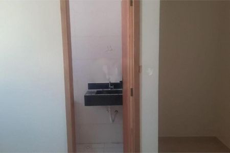 Casa à venda com 2 quartos, 104m² em Parque das Nações, Santo André