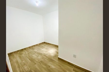 Casa à venda com 3 quartos, 140m² em Vila Salete, São Paulo