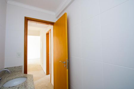 Apartamento à venda com 86m², 3 quartos e 2 vagasBanheiro social