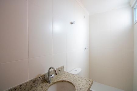 Apartamento à venda com 85m², 3 quartos e 2 vagasBanheiro social