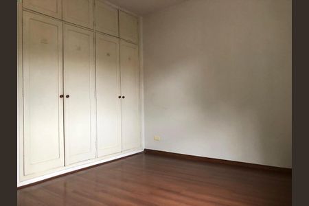 Casa à venda com 178m², 3 quartos e 2 vagas