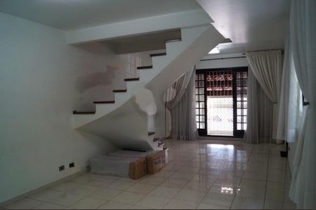 Casa à venda com 178m², 3 quartos e 2 vagas