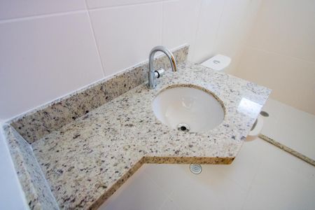 Apartamento à venda com 85m², 3 quartos e 2 vagasBanheiro do quarto 1