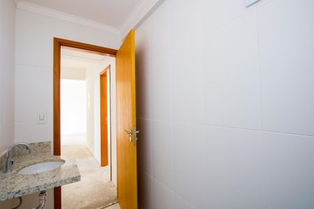 Apartamento à venda com 85m², 3 quartos e 2 vagasBanheiro social