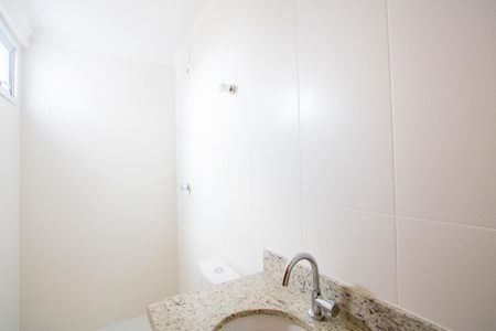 Apartamento à venda com 86m², 3 quartos e 2 vagasBanheiro social