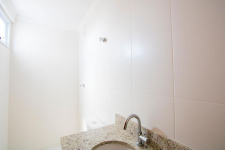 Apartamento à venda com 86m², 3 quartos e 2 vagasBanheiro social