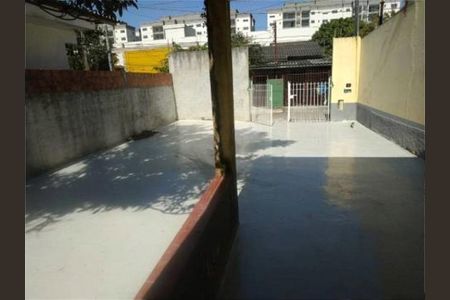 Casa de condomínio à venda com 75m², 2 quartos e 5 vagas