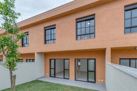 Casa à venda com 291m², 4 quartos e 3 vagas
