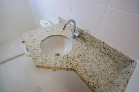 Apartamento à venda com 86m², 3 quartos e 2 vagasBanheiro social