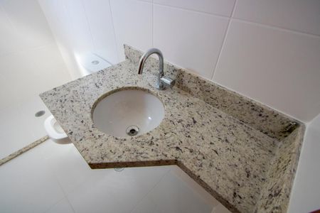 Apartamento à venda com 86m², 3 quartos e 2 vagasBanheiro social