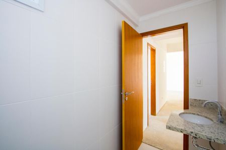 Apartamento à venda com 85m², 3 quartos e 2 vagas Apartamento à venda com 85m², 3 quartos e 2 vagasBanheiro Social