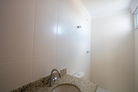Apartamento à venda com 85m², 3 quartos e 2 vagas Apartamento à venda com 85m², 3 quartos e 2 vagasBanheiro Social