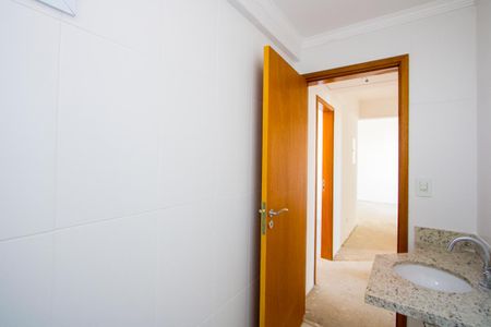 Apartamento à venda com 86m², 3 quartos e 2 vagas Apartamento à venda com 86m², 3 quartos e 2 vagasBanheiro social