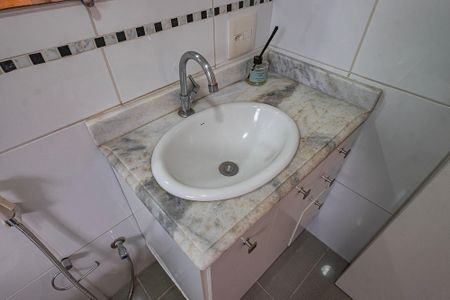 Apartamento para alugar com 60m², 2 quartos e sem vaga Apartamento para alugar com 60m², 2 quartos e sem vagaBanheiro Social