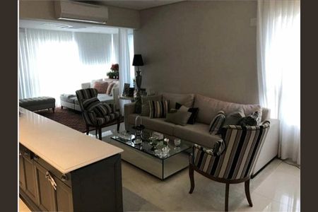 Apartamento à venda com 146m², 3 quartos e 2 vagas