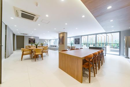 Apartamento à venda com 81m², 2 quartos e 1 vagaÁrea comum