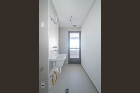 Apartamento à venda com 81m², 2 quartos e 1 vagaÁrea de Serviço