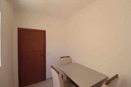 Sala de apartamento à venda com 2 quartos, 40m² em Jaqueline, Belo Horizonte