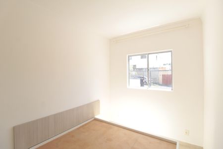 Quarto 1 de apartamento à venda com 2 quartos, 40m² em Jaqueline, Belo Horizonte