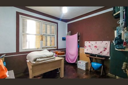 Casa à venda com 160m², 3 quartos e 2 vagasQuarto 2