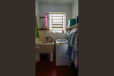 Casa à venda com 160m², 3 quartos e 2 vagasÁrea de Serviço