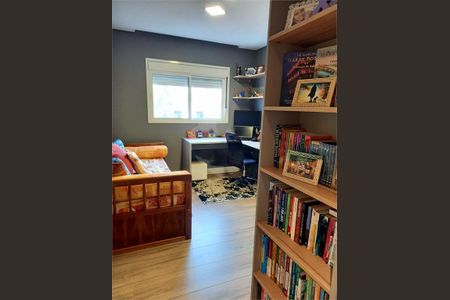 Apartamento à venda com 4 quartos, 238m² em Vila Suzana, São Paulo