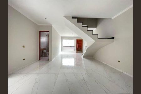 Casa à venda com 3 quartos, 123m² em Vila Mangalot, São Paulo