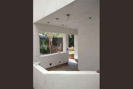 Casa à venda com 4 quartos, 550m² em Morumbi, São Paulo