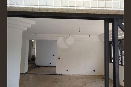 Casa à venda com 4 quartos, 550m² em Morumbi, São Paulo