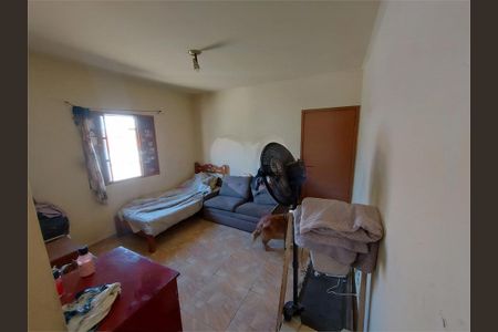 Casa à venda com 3 quartos, 160m² em Vila Ema, São Paulo