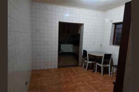 Casa à venda com 3 quartos, 160m² em Vila Ema, São Paulo