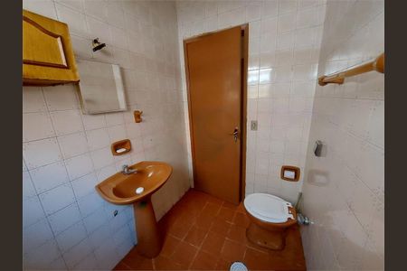 Casa à venda com 3 quartos, 160m² em Vila Ema, São Paulo