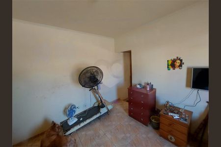 Casa à venda com 3 quartos, 160m² em Vila Ema, São Paulo