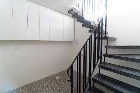 Área de Serviço de casa à venda com 3 quartos, 250m² em Jardim Itacolomi, São Paulo