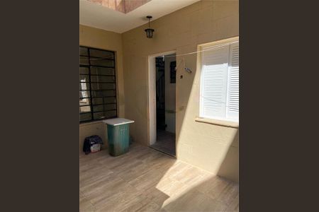 Casa à venda com 250m², 3 quartos e 2 vagas
