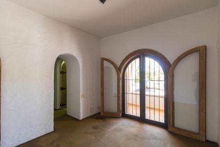 Casa à venda com 2050m², 5 quartos e 8 vagasSuíte 4