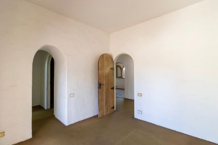 Casa à venda com 2050m², 5 quartos e 8 vagasSuíte 2