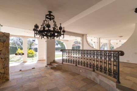 Casa à venda com 2050m², 5 quartos e 8 vagasSala 1