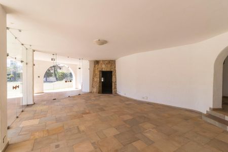 Casa à venda com 2050m², 5 quartos e 8 vagasSala 2