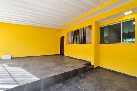 Casa à venda com 157m², 2 quartos e 3 vagasGaragem