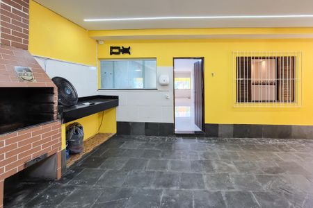 Casa à venda com 157m², 2 quartos e 3 vagasQuintal