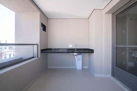 Apartamento à venda com 81m², 2 quartos e 1 vagaVaranda