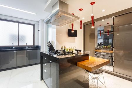 Apartamento à venda com 140m², 4 quartos e 3 vagasCozinha