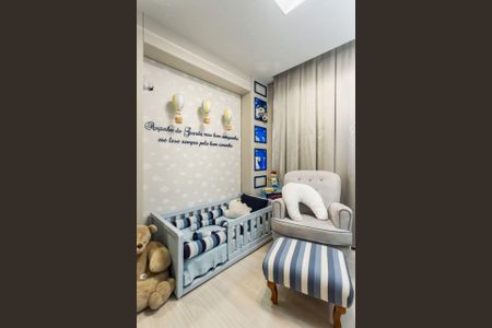 Apartamento à venda com 140m², 4 quartos e 3 vagasQuarto 2