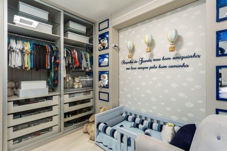 Apartamento à venda com 140m², 4 quartos e 3 vagasQuarto 2