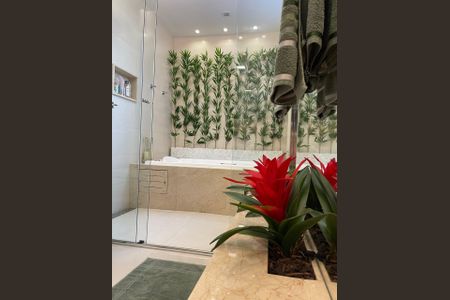 Apartamento à venda com 140m², 4 quartos e 3 vagasBanheiro do Quarto 3