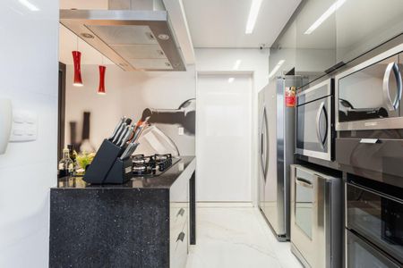 Cozinha de apartamento à venda com 4 quartos, 140m² em Buritis, Belo Horizonte