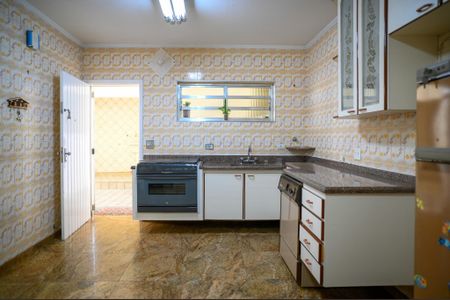 Casa para alugar com 185m², 3 quartos e 2 vagasCozinha